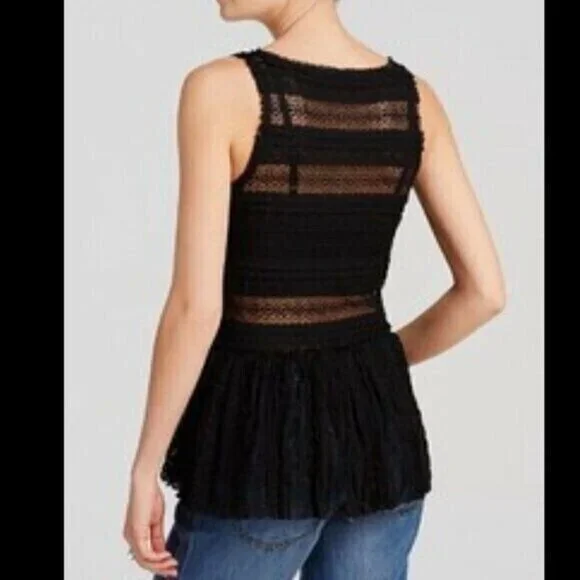 Free People Black Lace Top Size Medium Brand New With Tag - Picture 2 of 3
